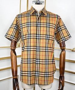 Thương hiệu Burberry là một trong những “Ông Hoàng” thời trang lớn nhất thế giới